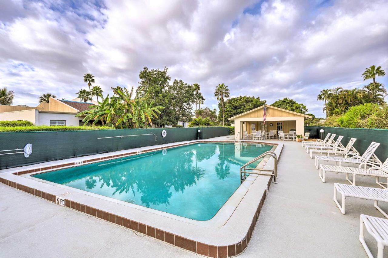 Satellite Beach Townhome With Patios 2 Mi To Beach Eksteriør billede