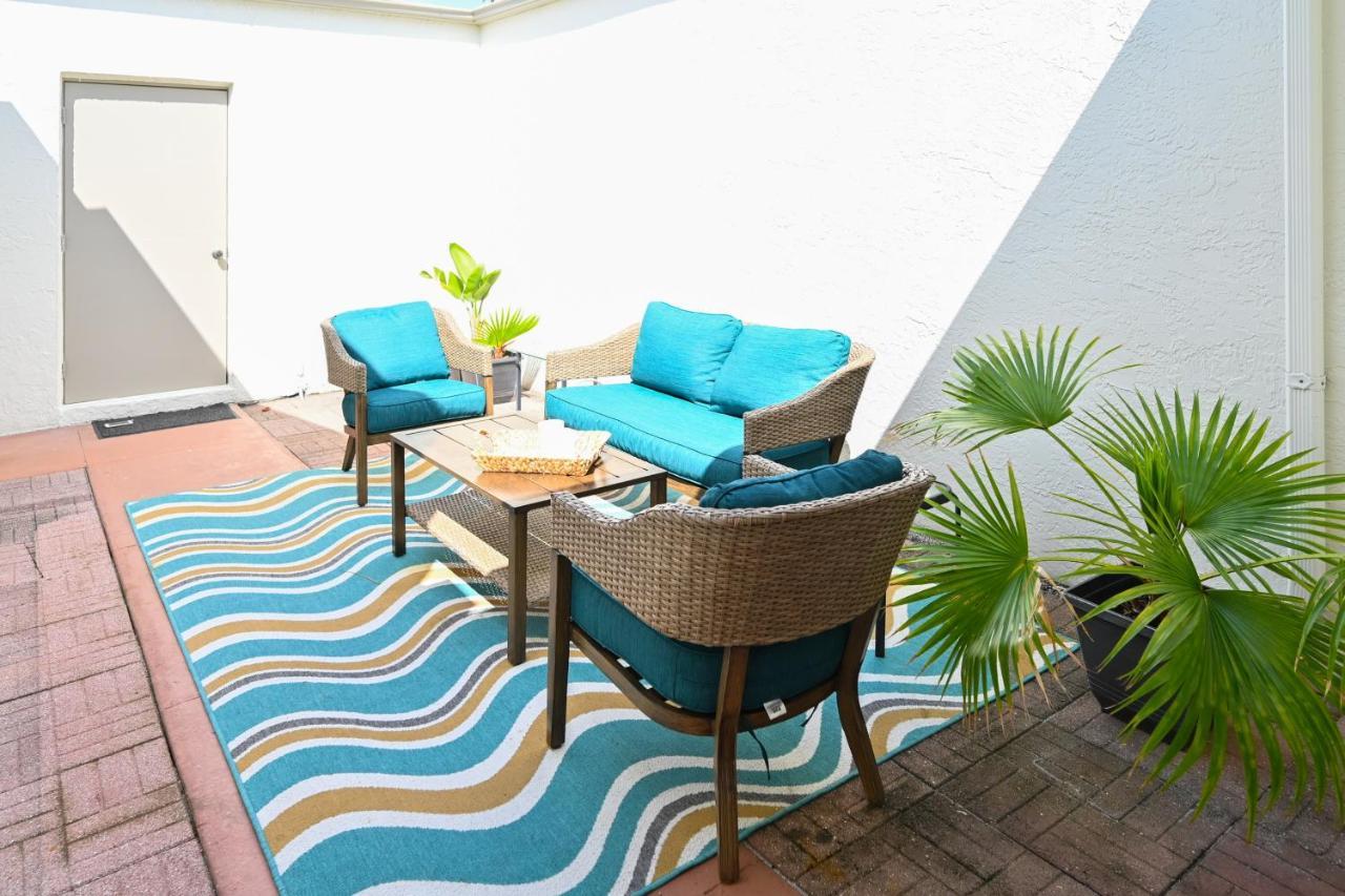 Satellite Beach Townhome With Patios 2 Mi To Beach Eksteriør billede